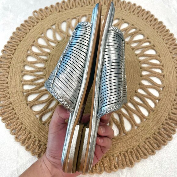 NWOT Vélez Inflexus Leather Flat Sandals for Women Silver Size EU 37/ US 7 - Picture 10 of 10